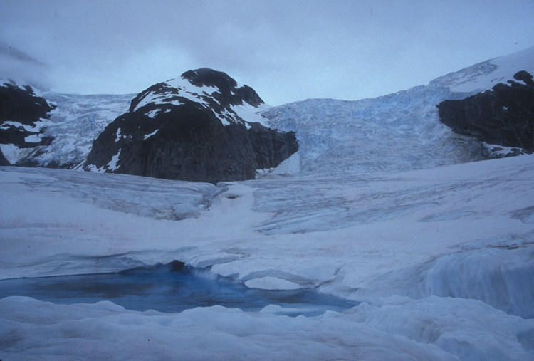 LakeWithIcefalls