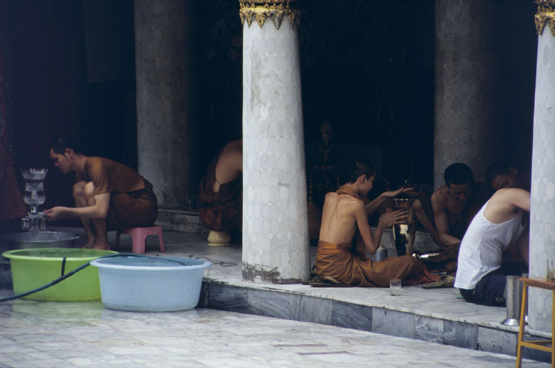 21monks_cleaning